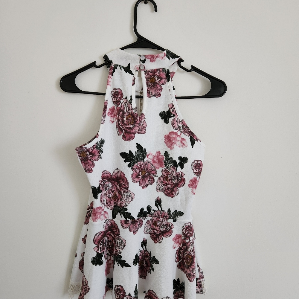 Small Rue21 Top - Picture 2 of 3